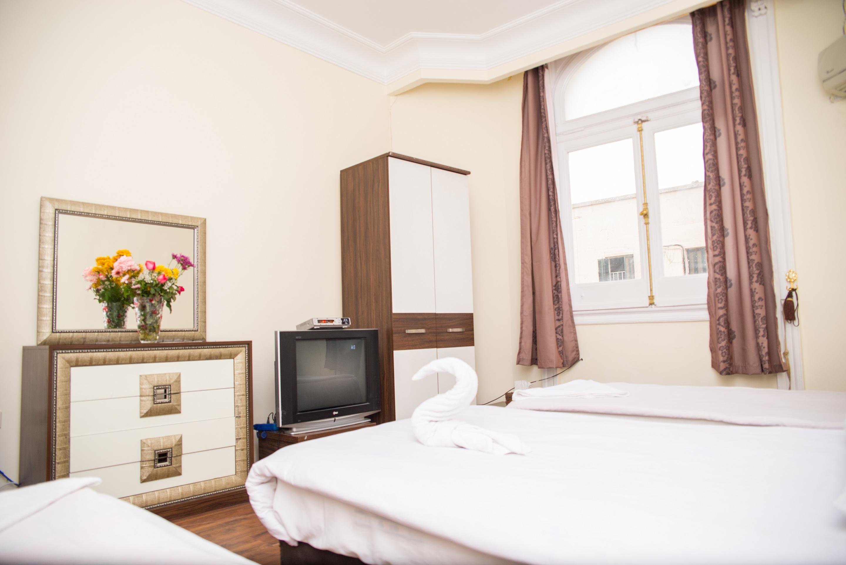 Hotel Grand Royal 2*