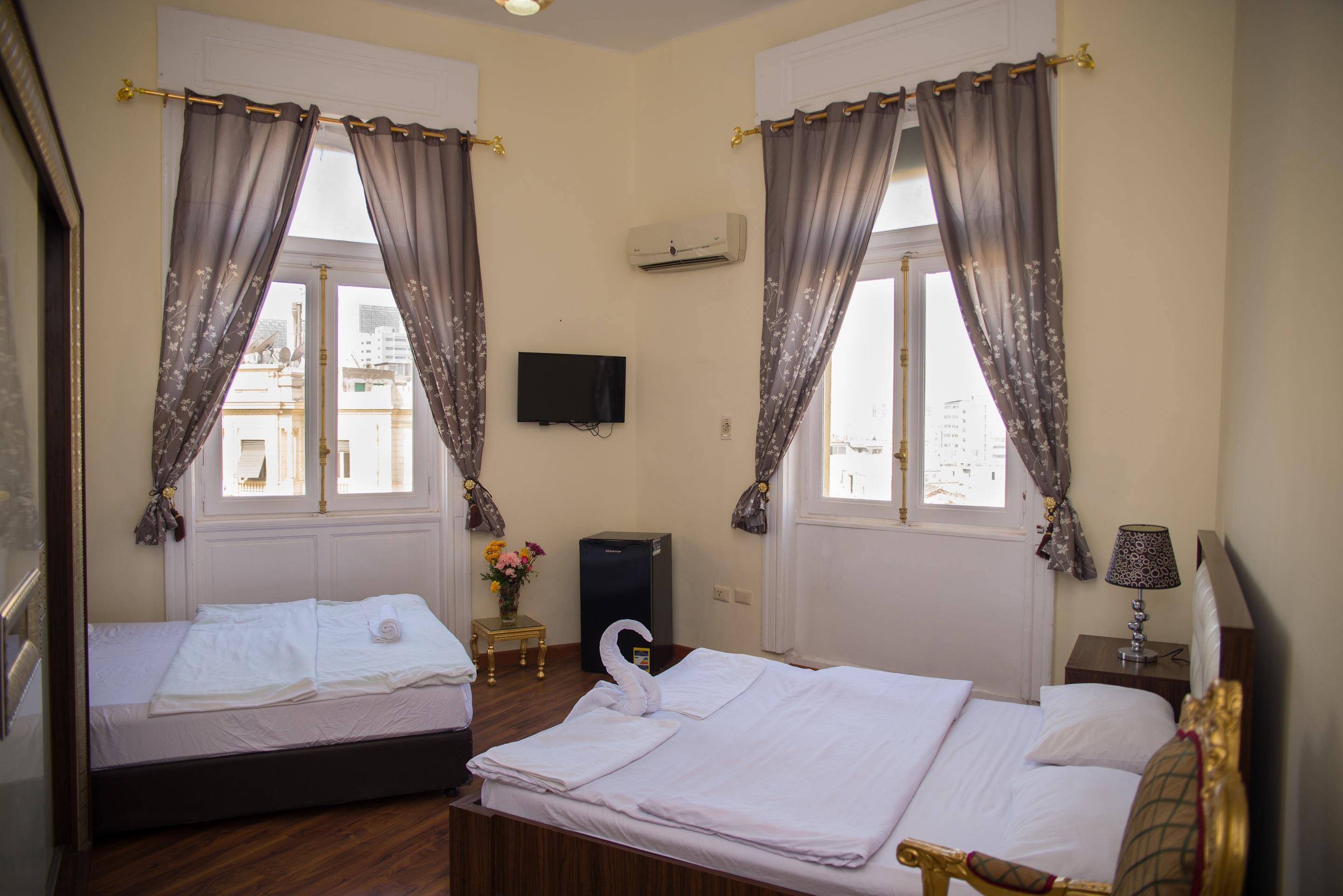 Hotel Grand Royal