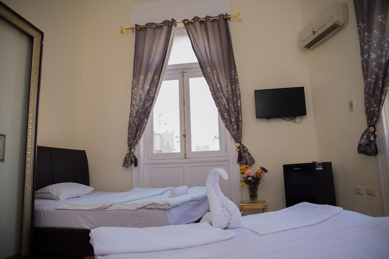 Grand Royal Hotel 2*