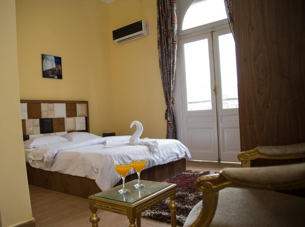 Hotel Grand Royal 2*