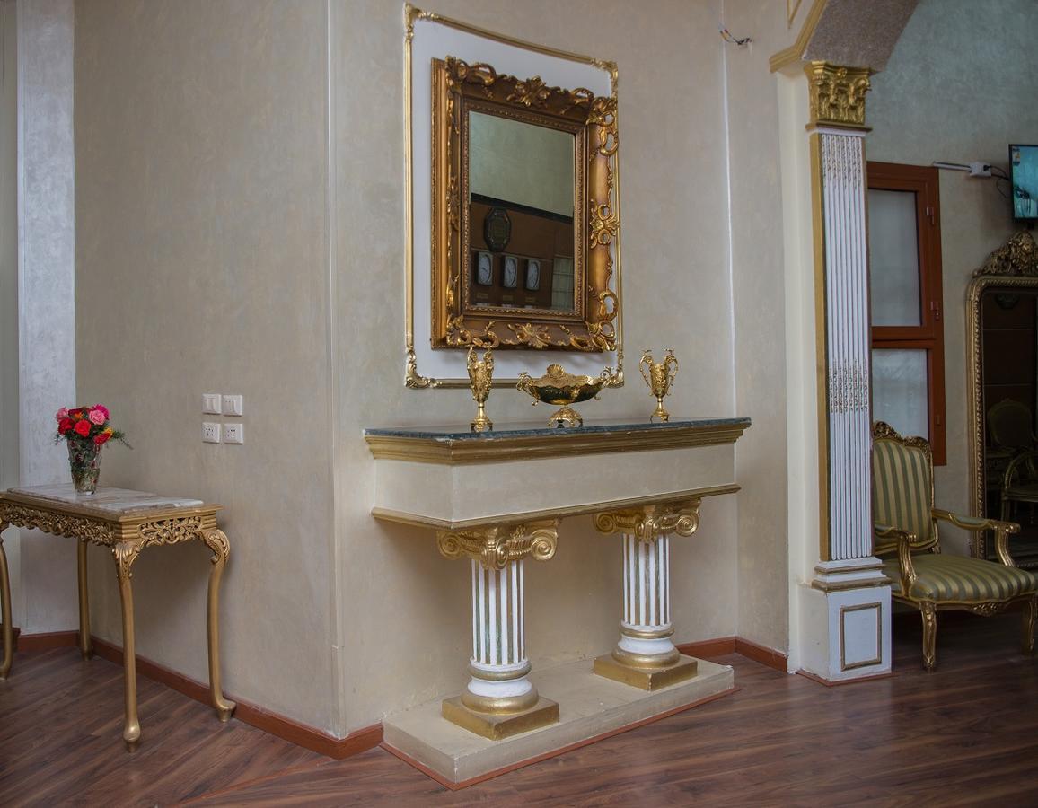 Hotel Grand Royal 2*