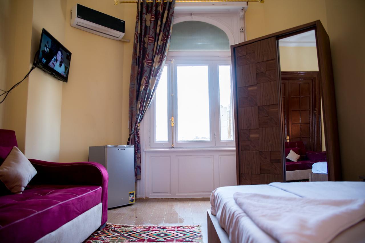 Hotel Grand Royal